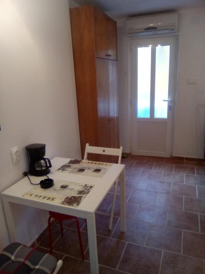 Marinja Studio Apartment Zuljana Ngoại thất bức ảnh