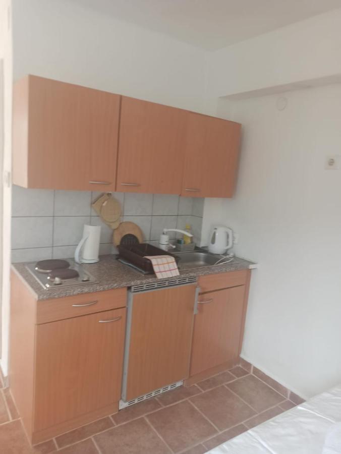Marinja Studio Apartment Zuljana Ngoại thất bức ảnh