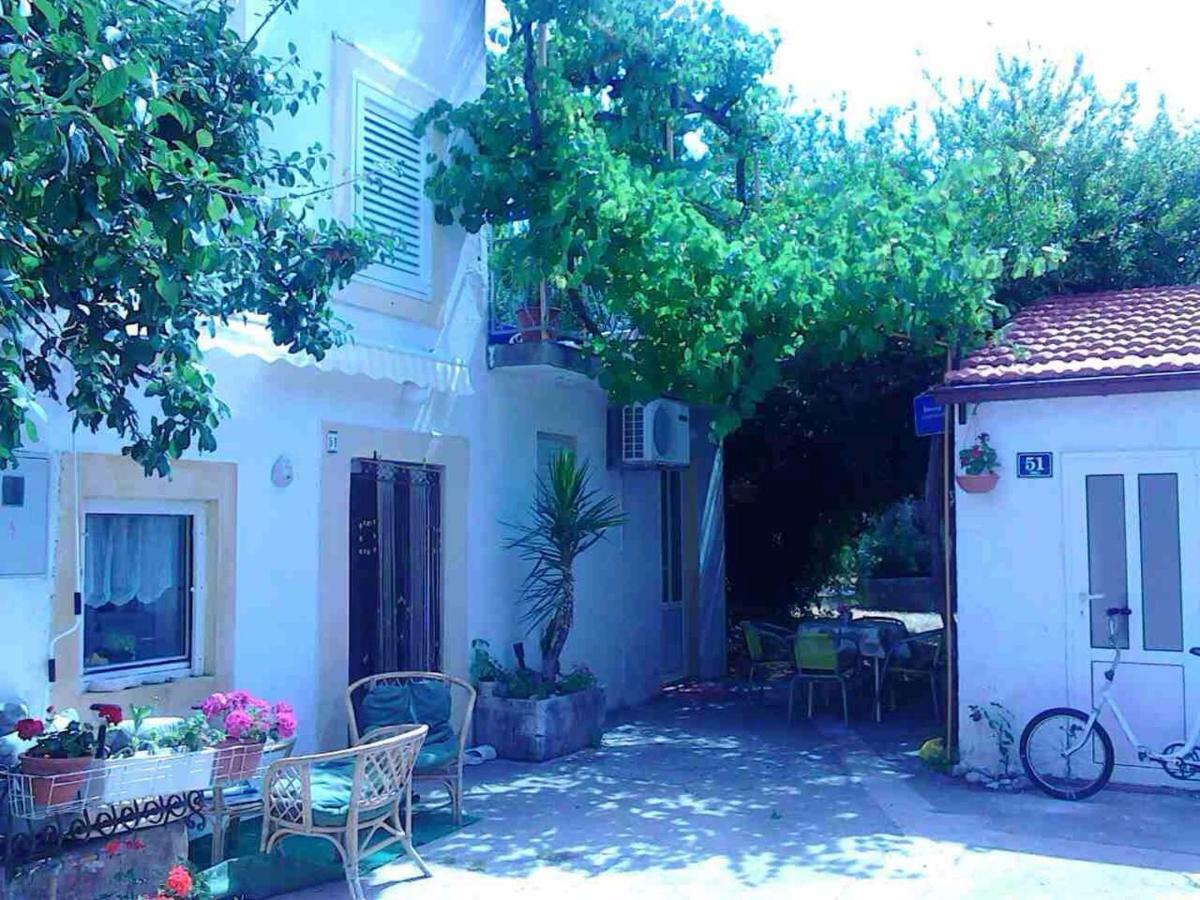 Marinja Studio Apartment Zuljana Ngoại thất bức ảnh
